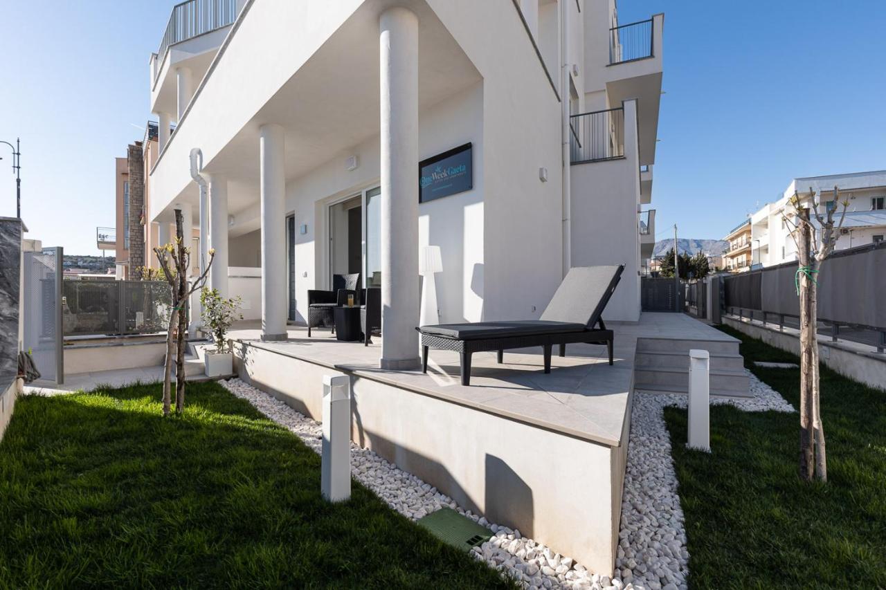 Oneweek Gaeta Suites And Apartments Bagian luar foto