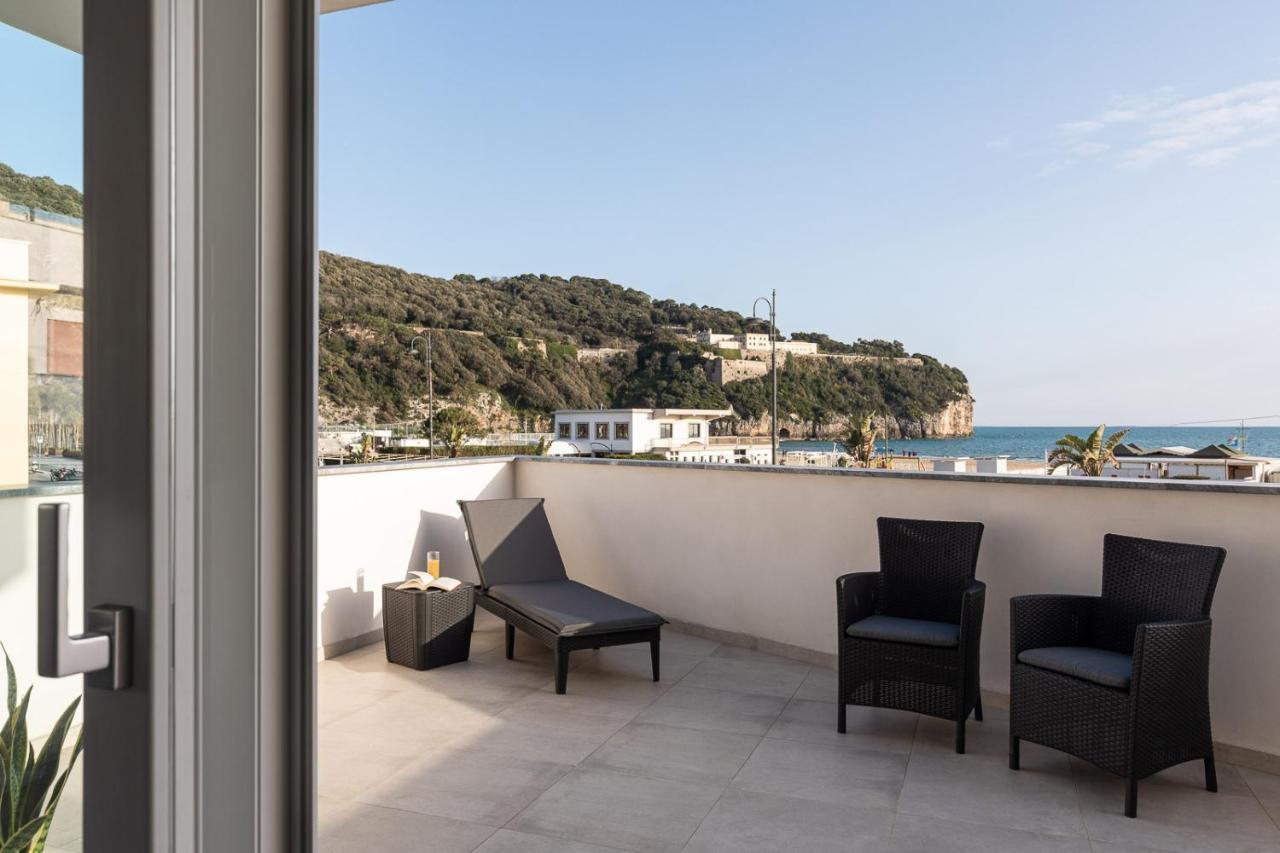 Oneweek Gaeta Suites And Apartments Bagian luar foto