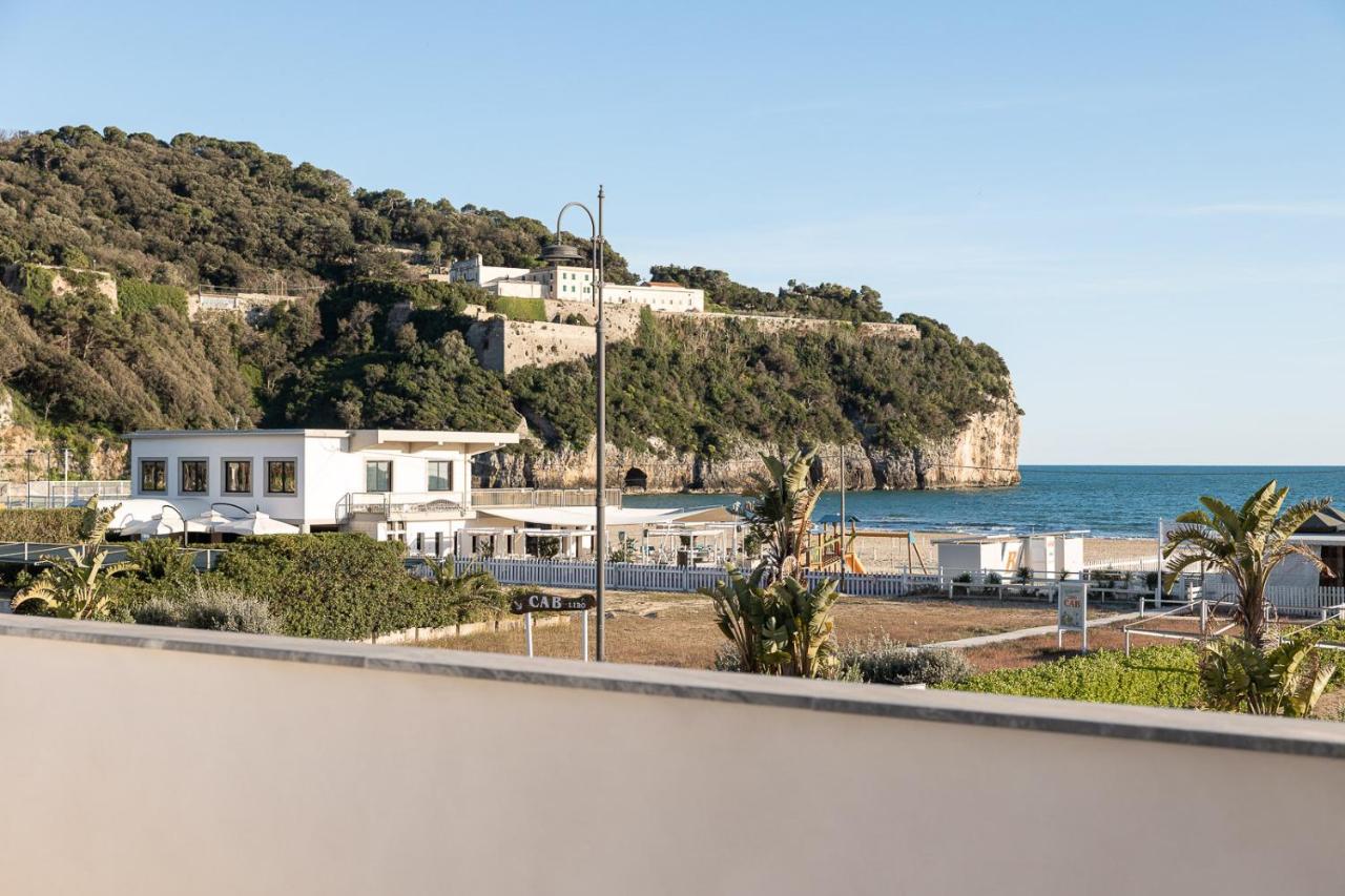 Oneweek Gaeta Suites And Apartments Bagian luar foto