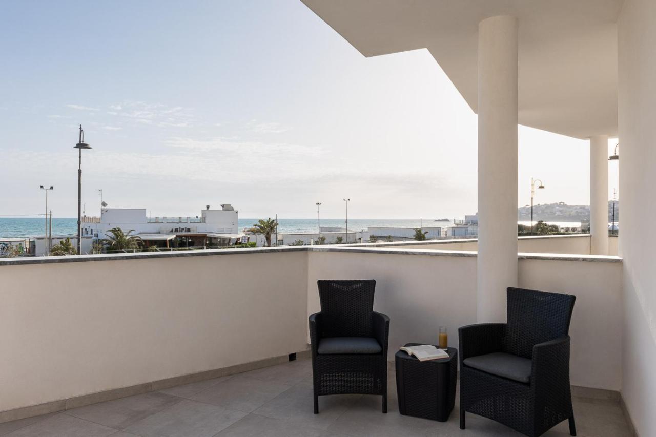 Oneweek Gaeta Suites And Apartments Bagian luar foto
