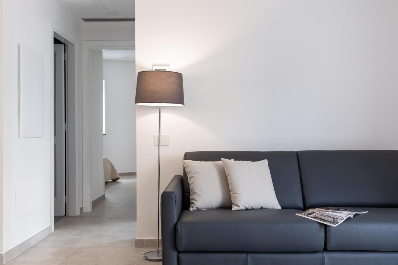 Oneweek Gaeta Suites And Apartments Bagian luar foto